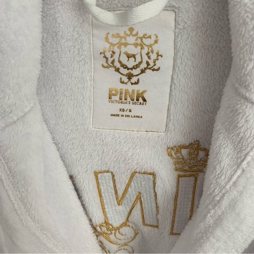 Victoria’s Secret PINK Rock Royalty plush soft Embroidered Bath Robe - Picture 13 of 16